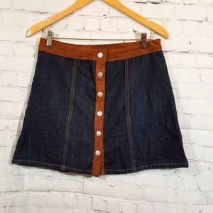 NWT Indigo Rein Denim Mini Skirt with Buttoned Front and Faux Suede Trim Size L